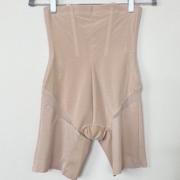 Honeylove Women's Superpower Shorts Sand
Brown Compression Flexible Boning Small - Picture 9 of 14